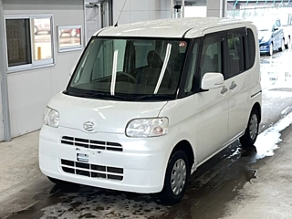 DAIHATSU TANTO 2010