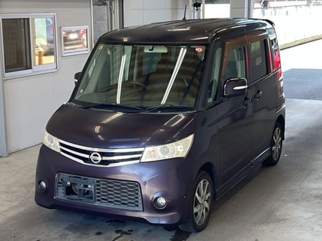 NISSAN ROOX 2010
