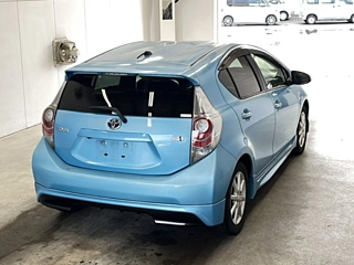 TOYOTA AQUA 2013