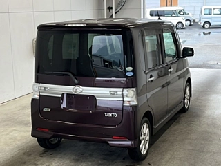 DAIHATSU TANTO 2012
