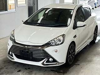 TOYOTA AQUA 2014