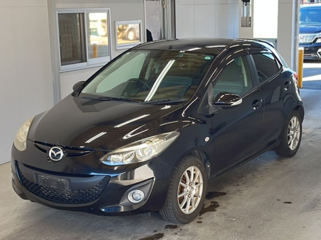MAZDA DEMIO 2013