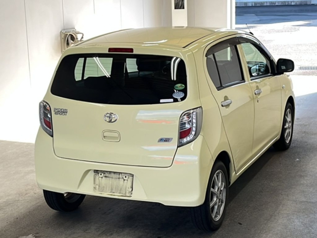 TOYOTA PIXIS EPOCH 2014