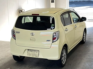 TOYOTA PIXIS EPOCH 2014