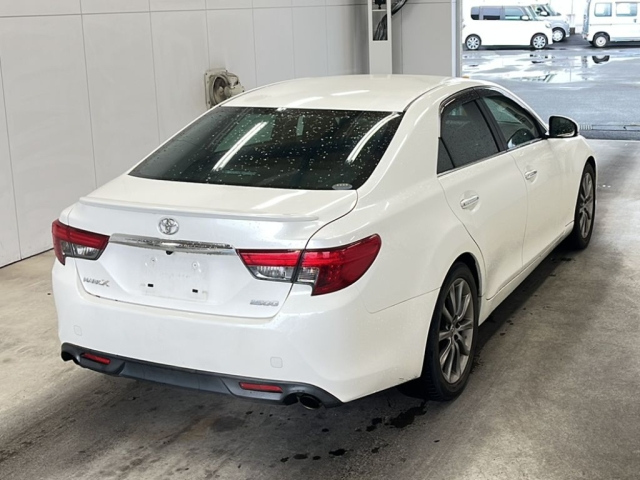 TOYOTA MARK X 2013