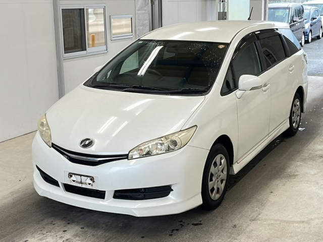 TOYOTA WISH 2012
