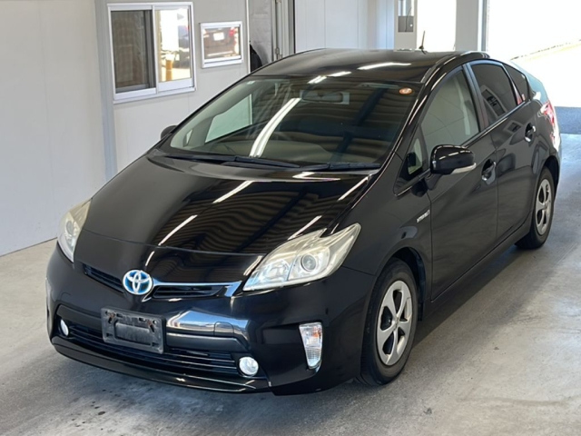 TOYOTA PRIUS 2013