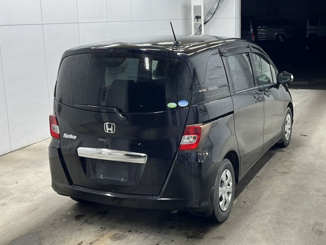 HONDA FREED 2012