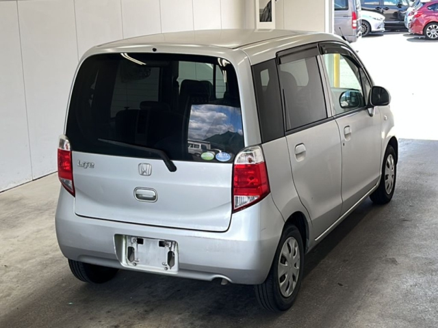 HONDA LIFE 2011