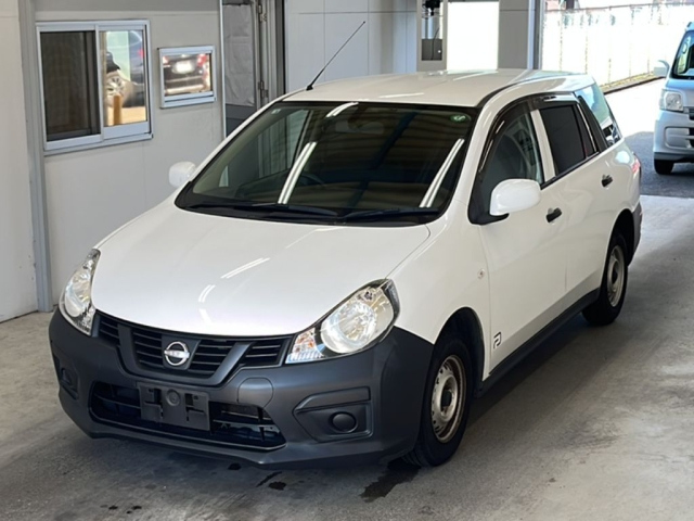 NISSAN AD 2021