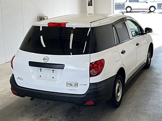 NISSAN AD 2021