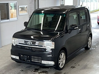 TOYOTA PIXIS SPACE 2012