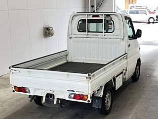 NISSAN CLIPPER TRUCK 2011