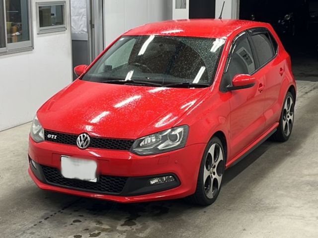 VOLKSWAGEN POLO 2013