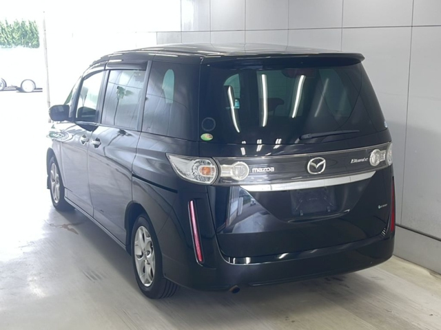 MAZDA BIANTE 2010