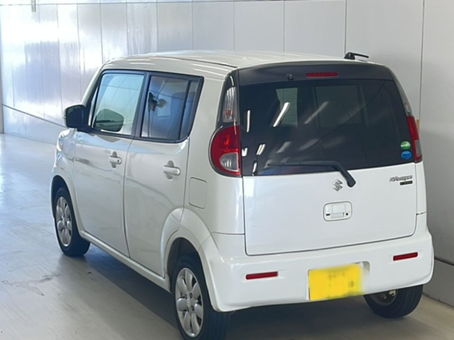 SUZUKI MRWAGON 2013