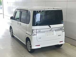 DAIHATSU TANTO 2012