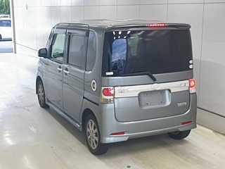 DAIHATSU TANTO 2008
