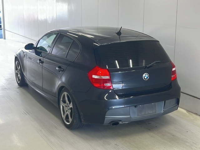 BMW 1 SERIES 2009