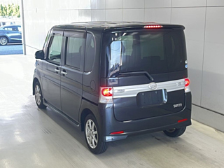 DAIHATSU TANTO 2011