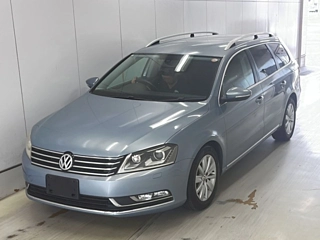 VOLKSWAGEN PASSAT VARIANT 2013