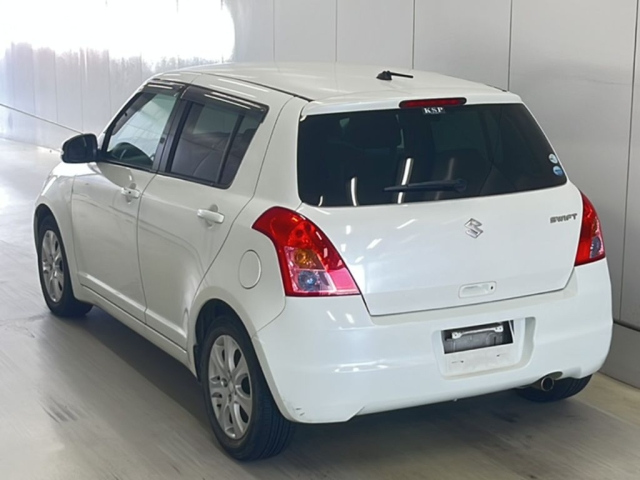 SUZUKI SWIFT 2009