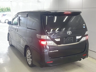 TOYOTA VELLFIRE 2010
