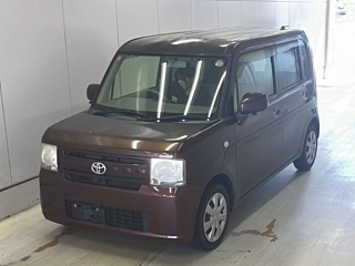 TOYOTA PIXIS SPACE 2012