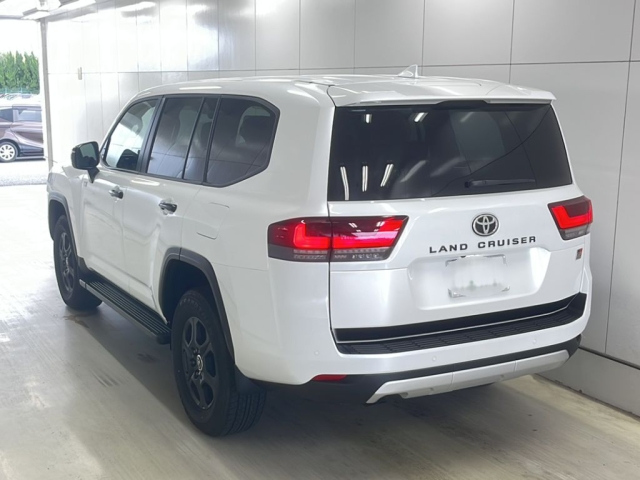 TOYOTA LAND CRUISER 2024