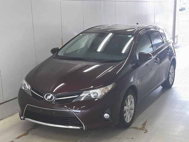 TOYOTA AURIS 2015