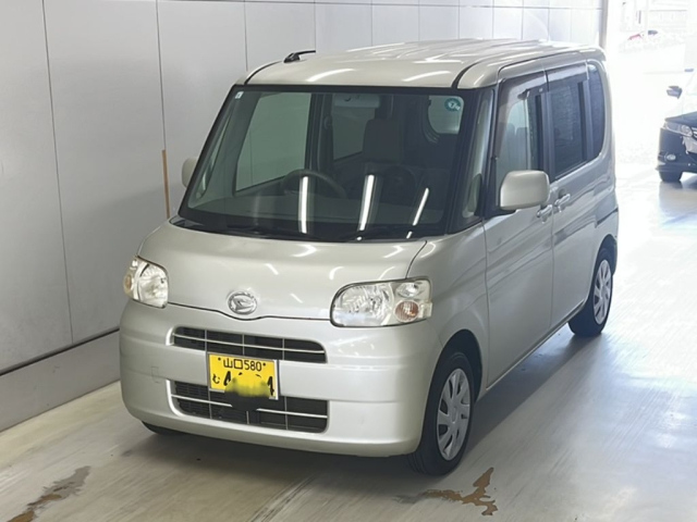 DAIHATSU TANTO 2013