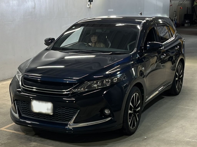 TOYOTA HARRIER 2017