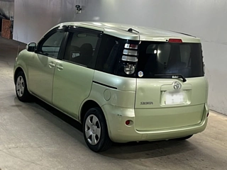 TOYOTA SIENTA 2009