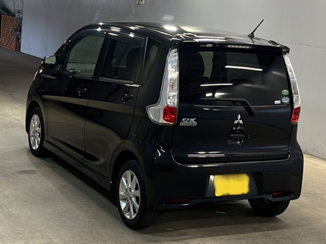MITSUBISHI EK CUSTOM 2013