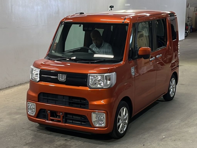 DAIHATSU WAKE 2021