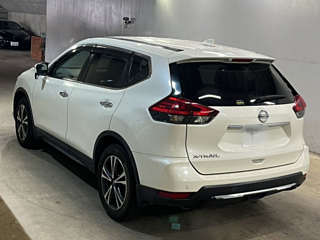 NISSAN X-TRAIL 2018