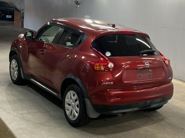 NISSAN JUKE 2012