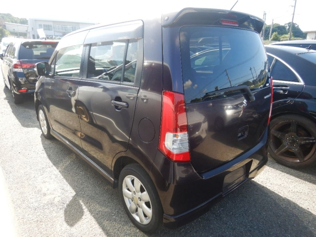 SUZUKI WAGON R 2011