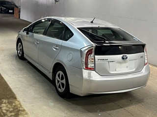 TOYOTA PRIUS 2012