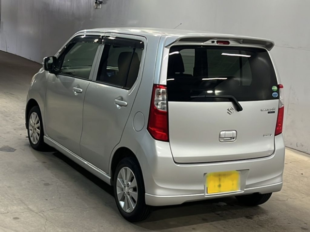 SUZUKI WAGON R 2013