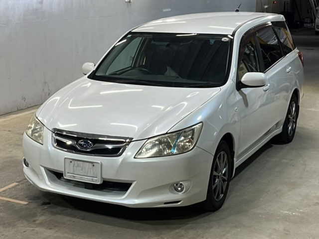 SUBARU EXIGA 2010