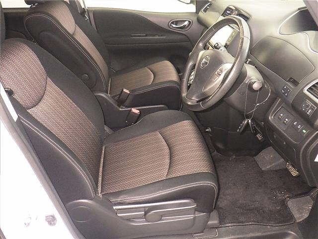 NISSAN SERENA 2014