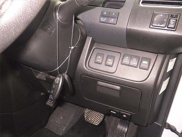 NISSAN SERENA 2014