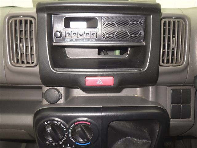 NISSAN CLIPPER VAN 2017