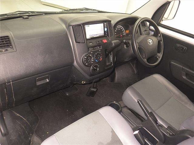 TOYOTA TOWN ACE VAN 2016