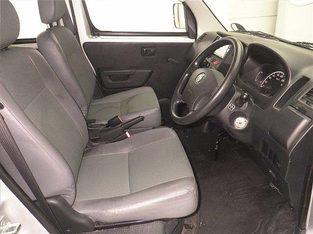 TOYOTA TOWN ACE VAN 2016