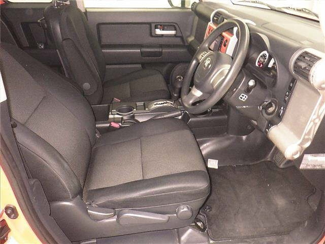 TOYOTA FJ CRUISER 2013