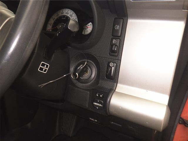 TOYOTA FJ CRUISER 2013