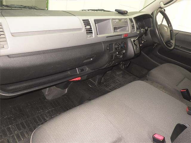 TOYOTA REGIUS ACE VAN 2011