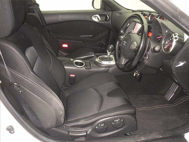 NISSAN FAIRLADYZ 2016